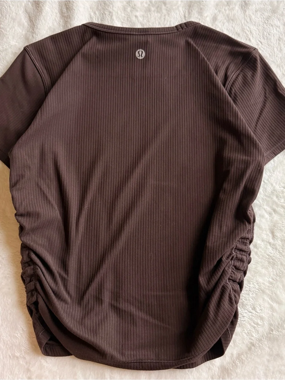 Lululemon Women's Ribbed Brown Short Sleeve Top